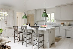cabinets paint 300x200 Seven Tips For Modernizing Your Kitchen When Selling Your House